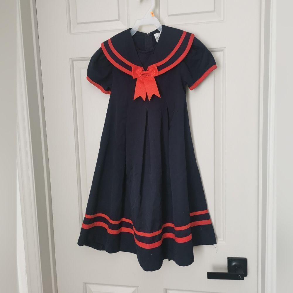 Rare editions dress size 8-9